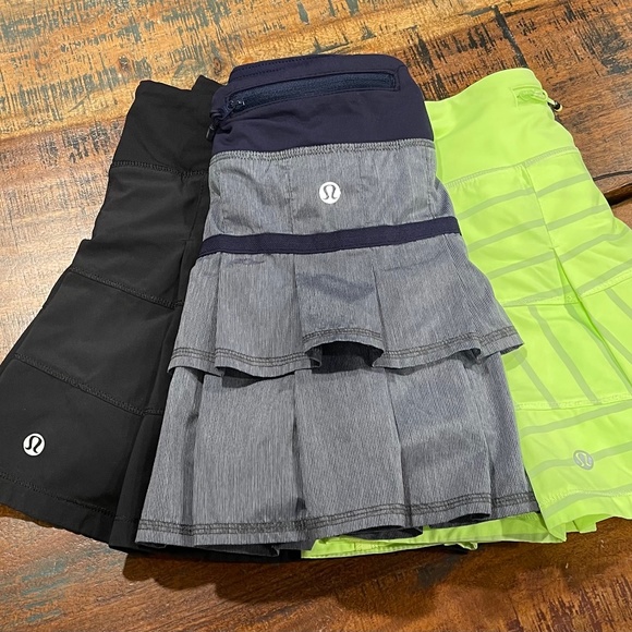 lululemon athletica Other - Lululemon Size 4 Reg skorts